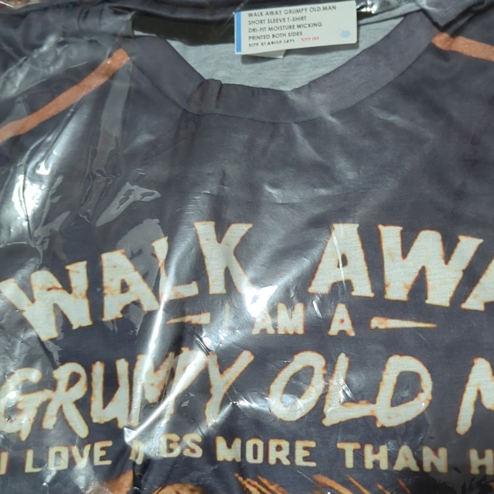 XXSOLDXX   Walk Away I Am A Grumpy Old Man I Love Dogs More Than Humans T-Shirt - Picture 4 of 6